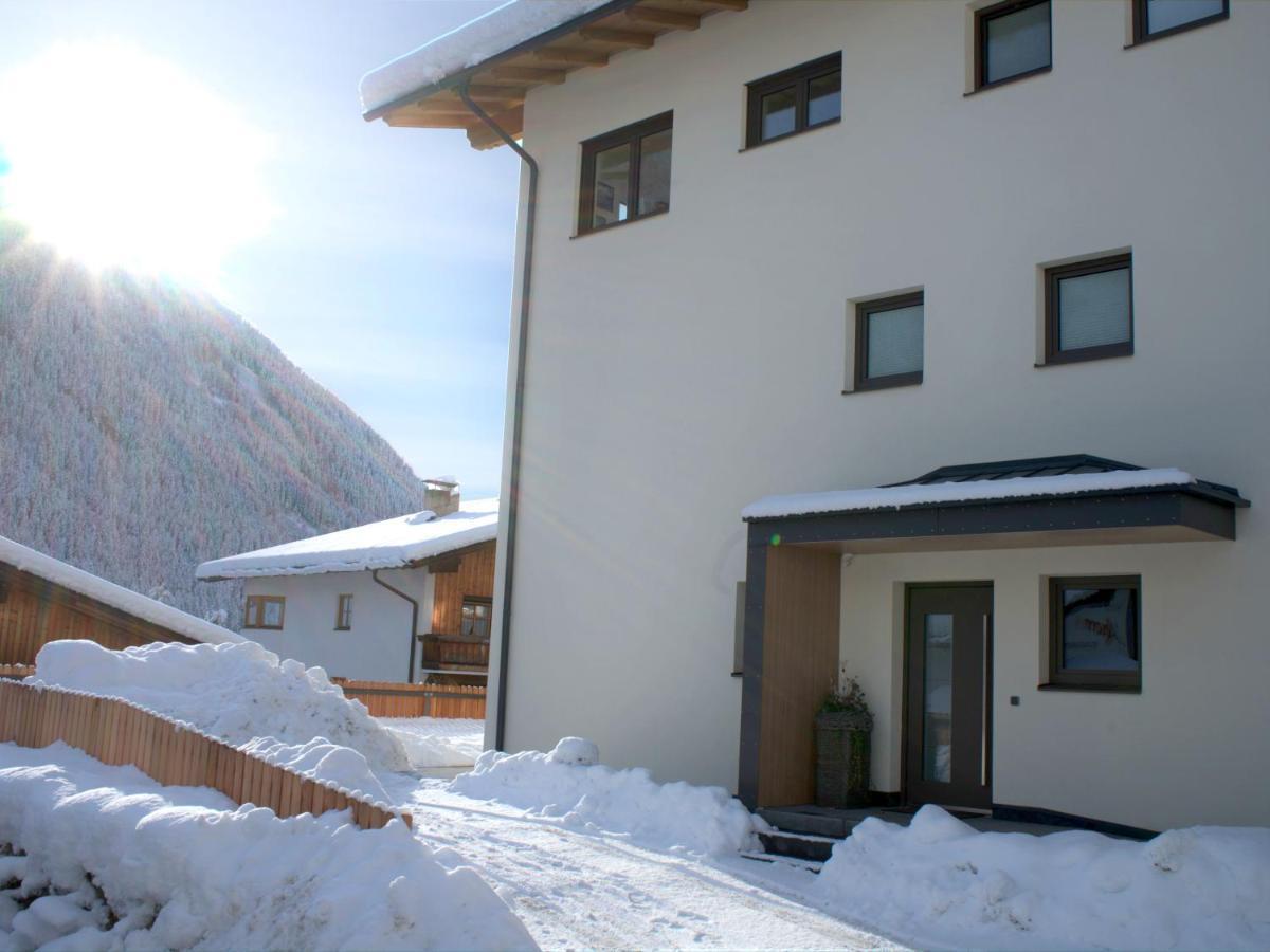 Berg' & Bluamen Appartements Stubai Neustift im Stubaital Eksteriør billede