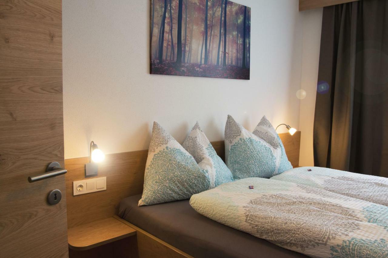 Berg' & Bluamen Appartements Stubai Neustift im Stubaital Eksteriør billede